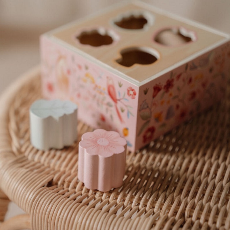 Little Dutch puidust sorteerimismäng beebidele ja väikelastele