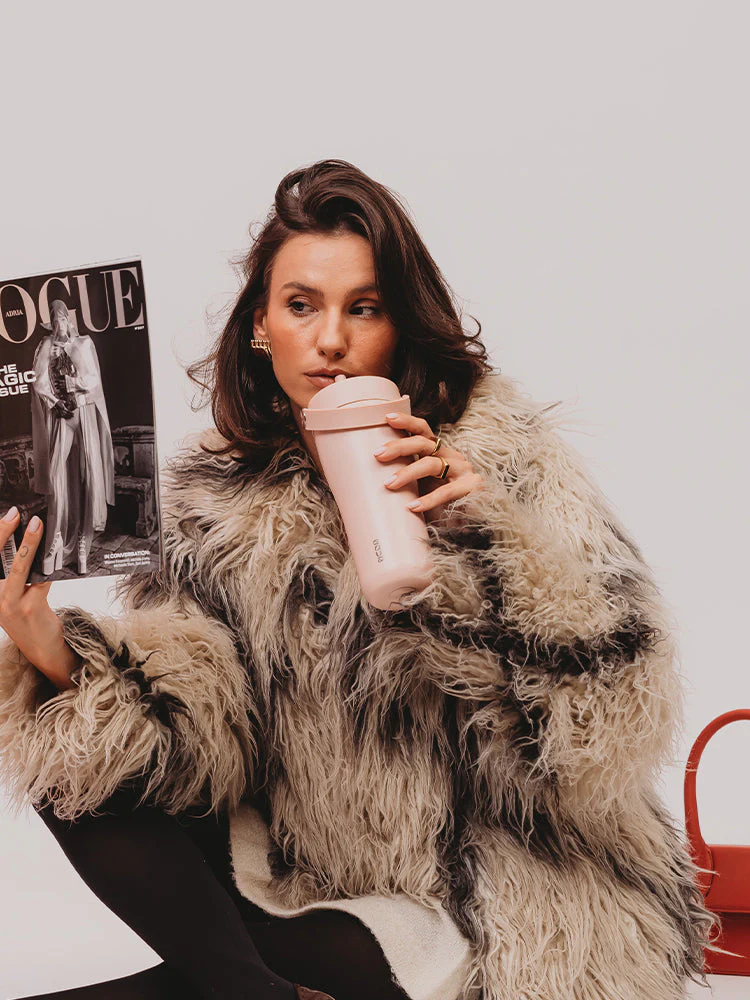 EQUA roostevabast terasest termospudel Carry Cup kõrrega ja puhastusharjaga