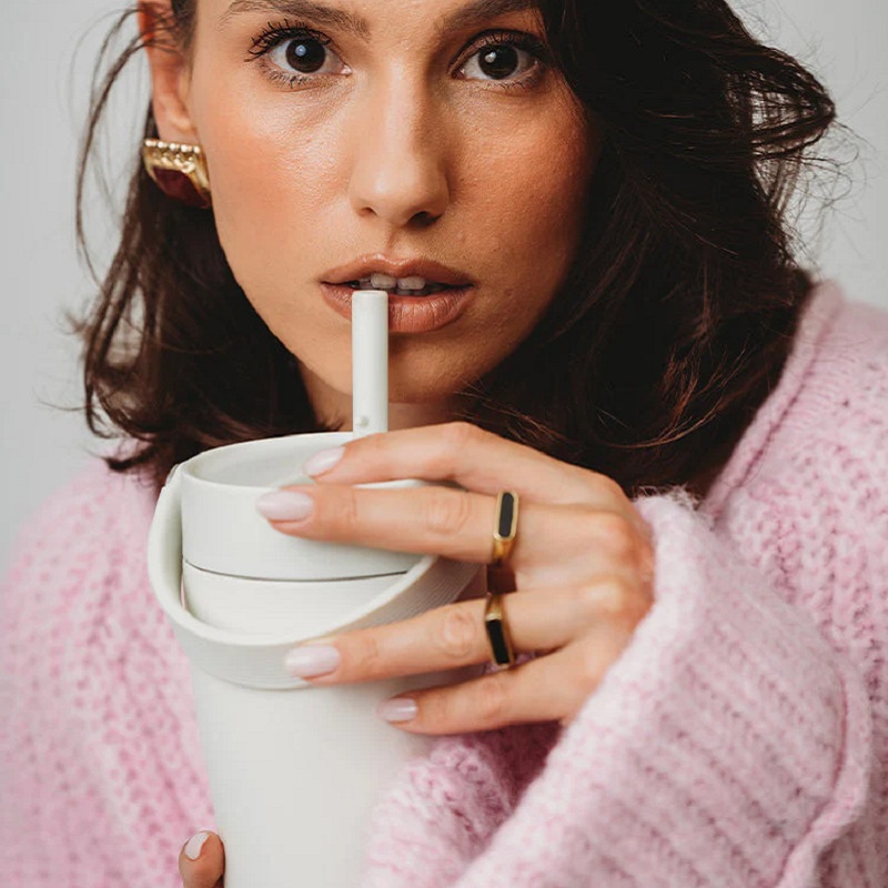 EQUA roostevabast terasest termospudel Carry Cup kõrrega ja puhastusharjaga