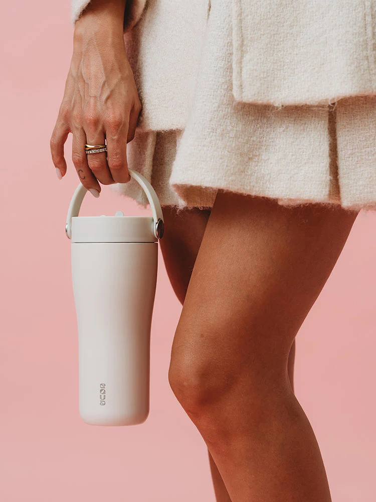 EQUA roostevabast terasest termospudel Carry Cup kõrrega ja puhastusharjaga EQUA roostevabast terasest termospudel Carry Cup kõrrega ja puhastusharjaga