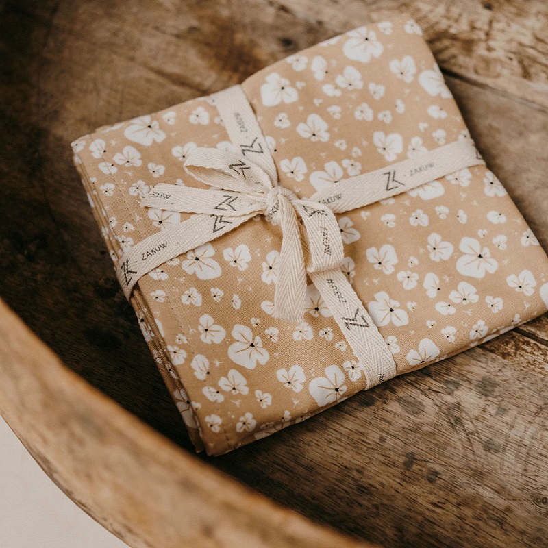 kinkepakendis musliintekkide komplekt beebi musliinlapid Zakuw mähkimiseks, ilalapiks kui ka kingituseks katsikule