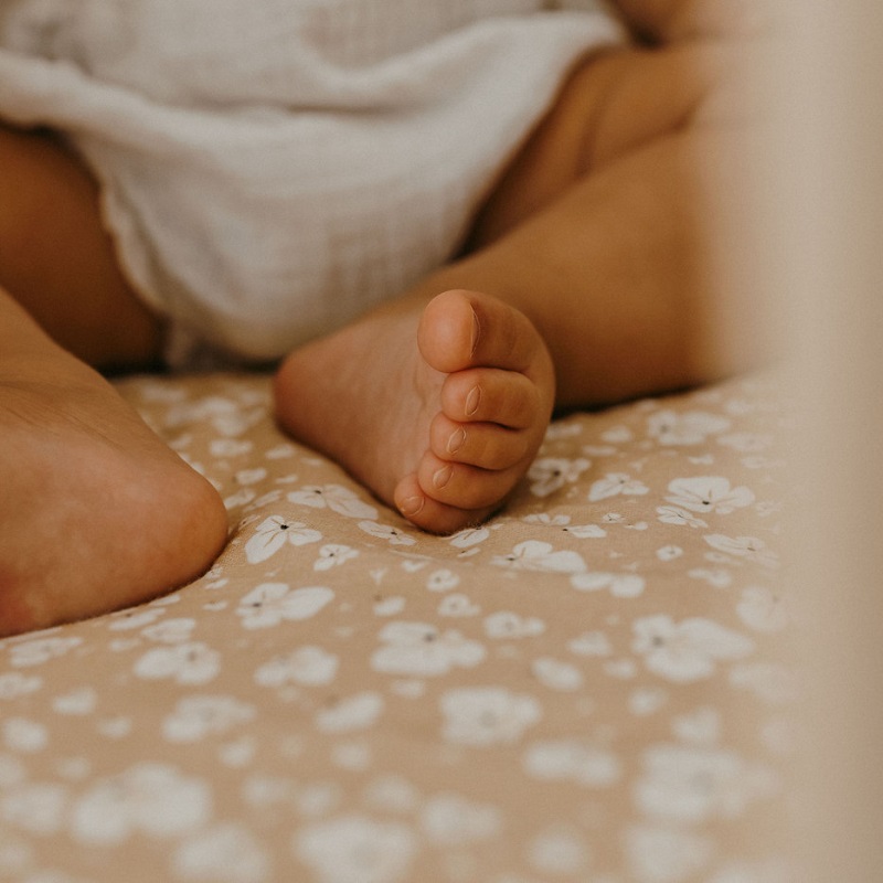 beebi voodilina kummiga Zakuw pehme musliinkangas voodilina beebile Oeko-Tex sertifikaadiga voodipesu turvaline kummiga voodilina 60x120 Zakuw