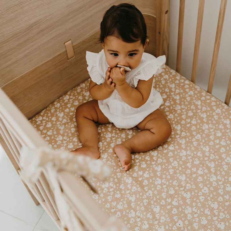 beebi voodilina kummiga Zakuw pehme musliinkangas voodilina beebile Oeko-Tex sertifikaadiga voodipesu turvaline kummiga voodilina 60x120 Zakuw