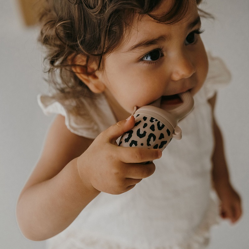 Zakuw toiduluti komplekt – elegantne ja ohutu söögilutt beebile uute maitsete avastamiseks.