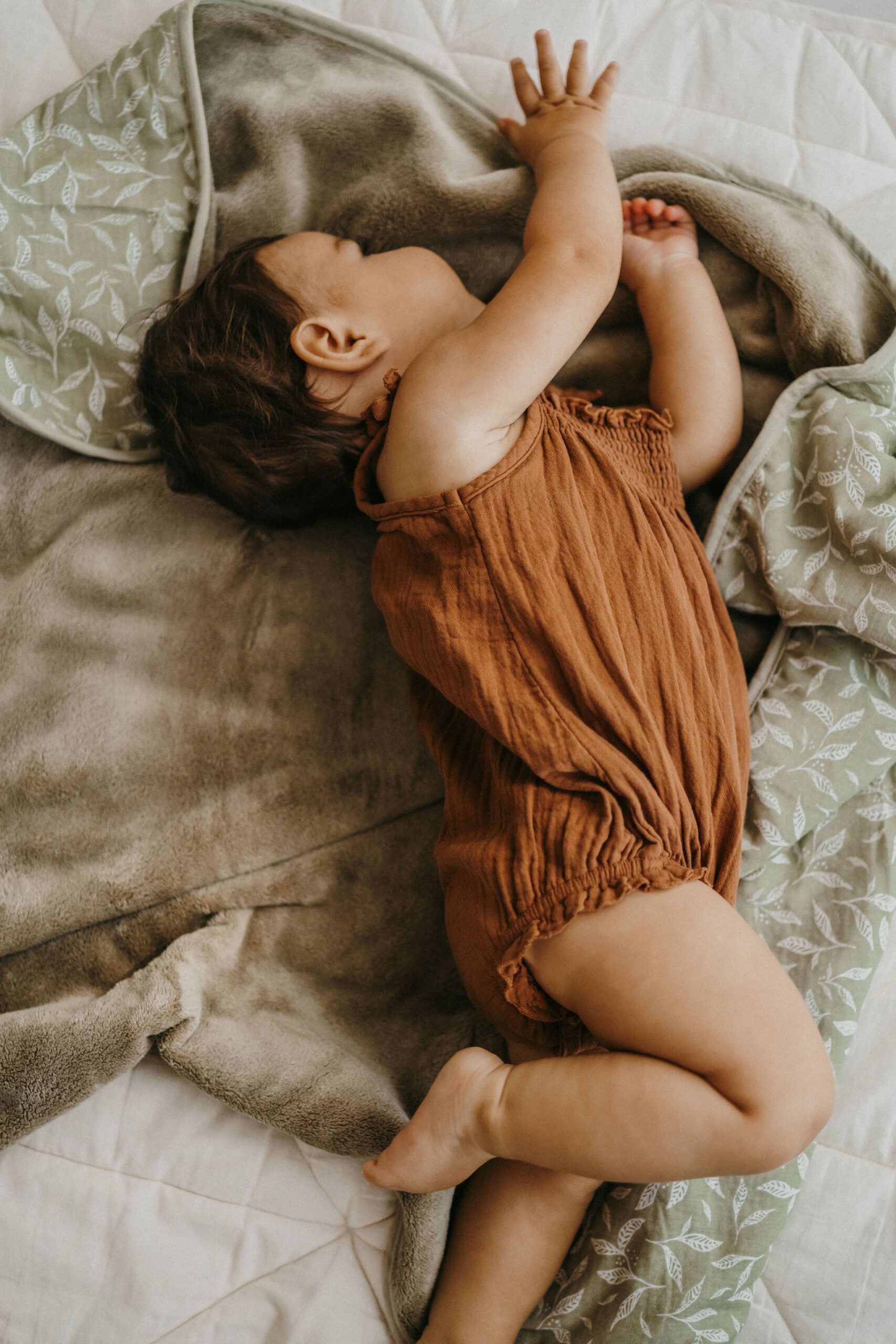 Zakuw kahepoolne suur musliintekk ja fliistekk lastele kinkepakendis katsikuks