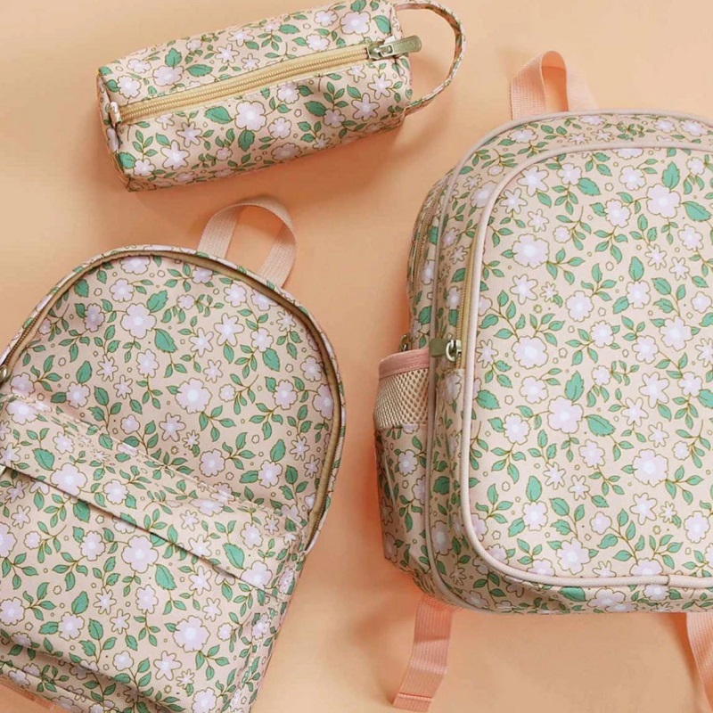 A Little Lovely Company esimene seljakott lastele