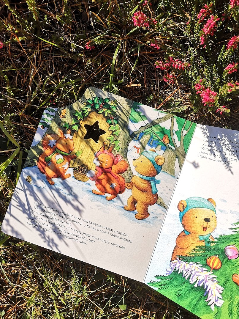 Heli ja valgusega raamat „Karupoja jõulupuu“ lastele Interaktiivne jõuluraamat muusika ja tulukestega