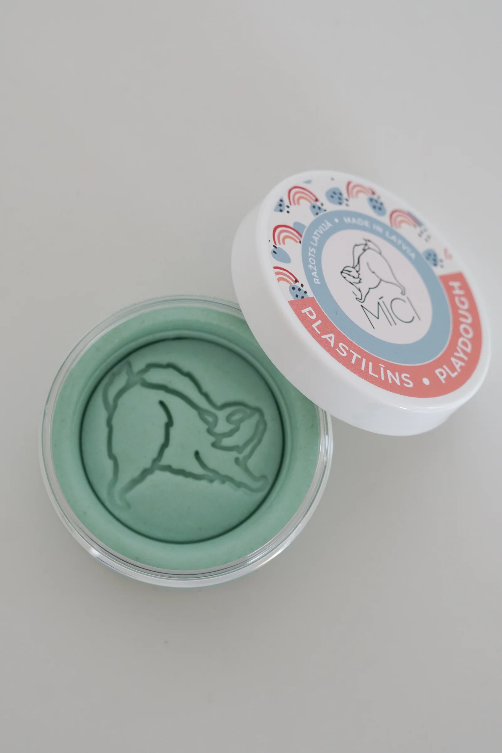MICI voolimiskomplekt plastiliinide ja vormidega