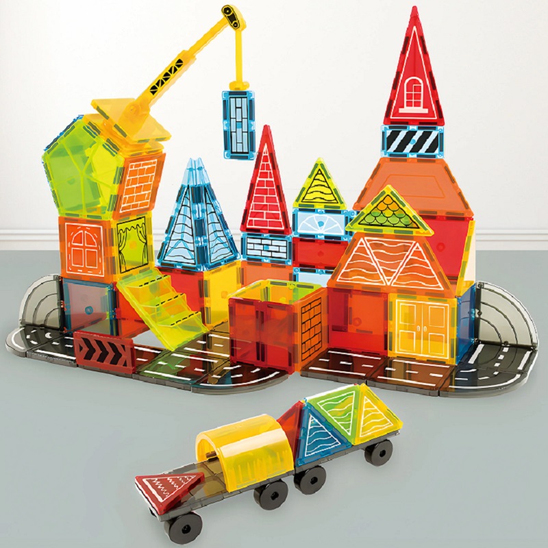 Magnetklotsid „Ehitusplatsil“ – 42-osaline komplekt kuhu kuuluvad autoalused, autorajad, kraanajupid, ehitusklotsid ja tugevad magnetklotsid