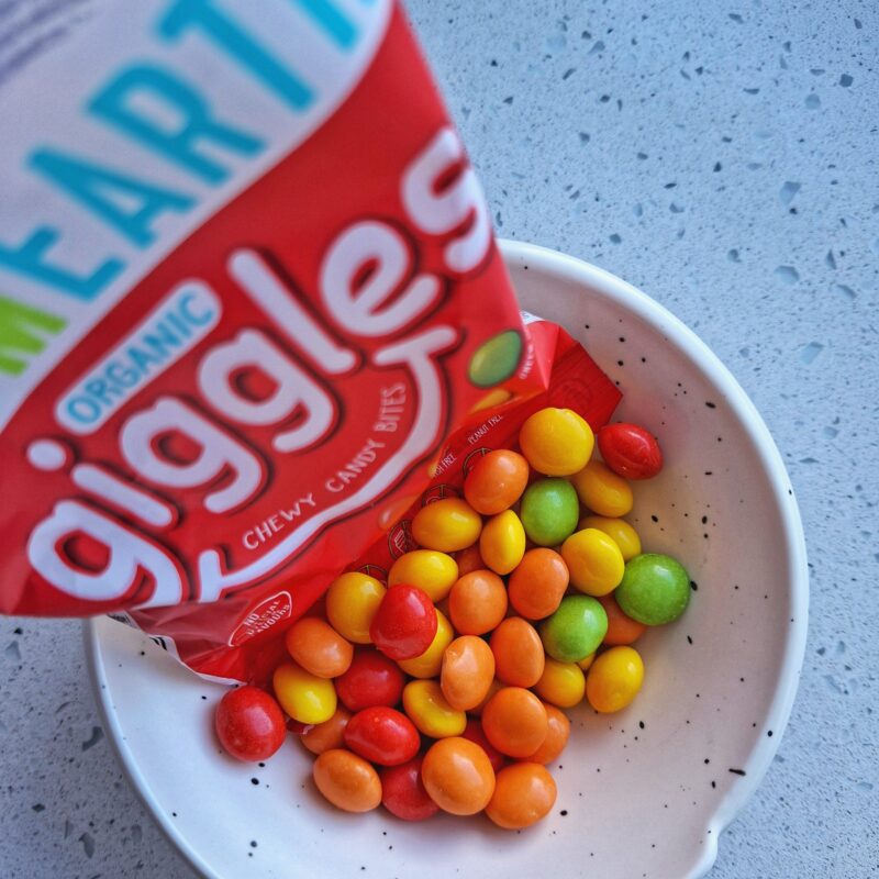 YumEarth Giggles – mahedad dražeekommid