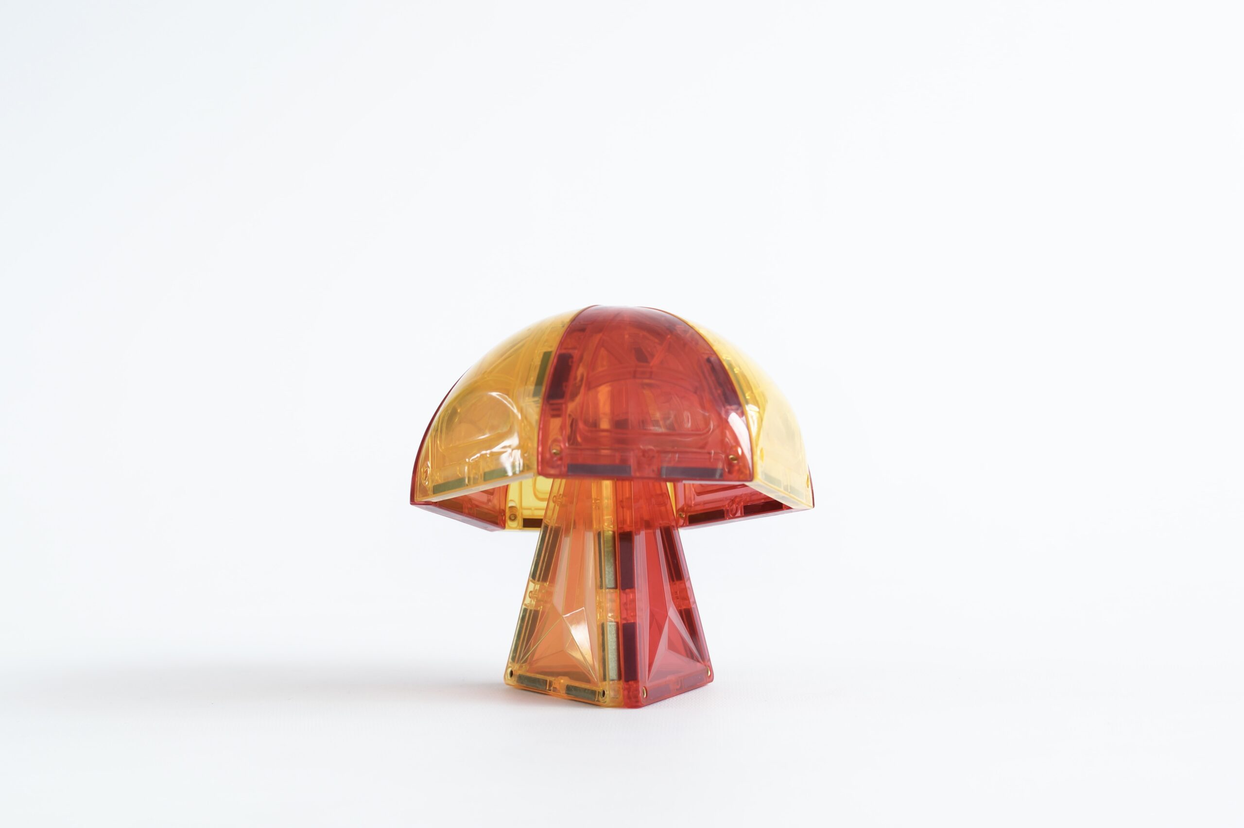 Cleverclixx Curved Dome Pack Intense 47 tk – kumerad kolmnurga kujuga magnetklotsid, mis ühilduvad Connetix ja teiste magnetklotsidega