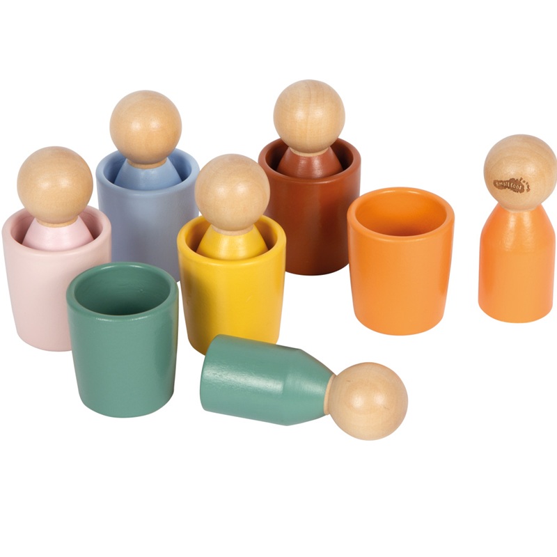 Montessori pedagoogikast inspireeritud sorteerimismäng topside ja figuuridega