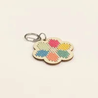 Cotton Twist Keyring Craft Kit – tikitav võtmehoidja Plastivaba tikkimiskomplekt lastele
