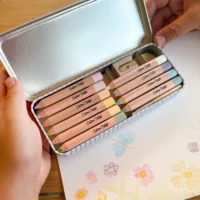 Cotton Twist pastelsed akvarellpliiatsid metallkarbis – 10 tk pintsel ja teritaja