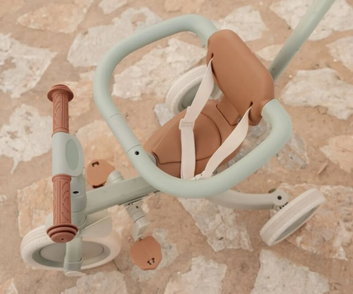 Little Dutch jalgratas 4-ühes lükkesangaga – kolmerattaline ja tasakaaluratas