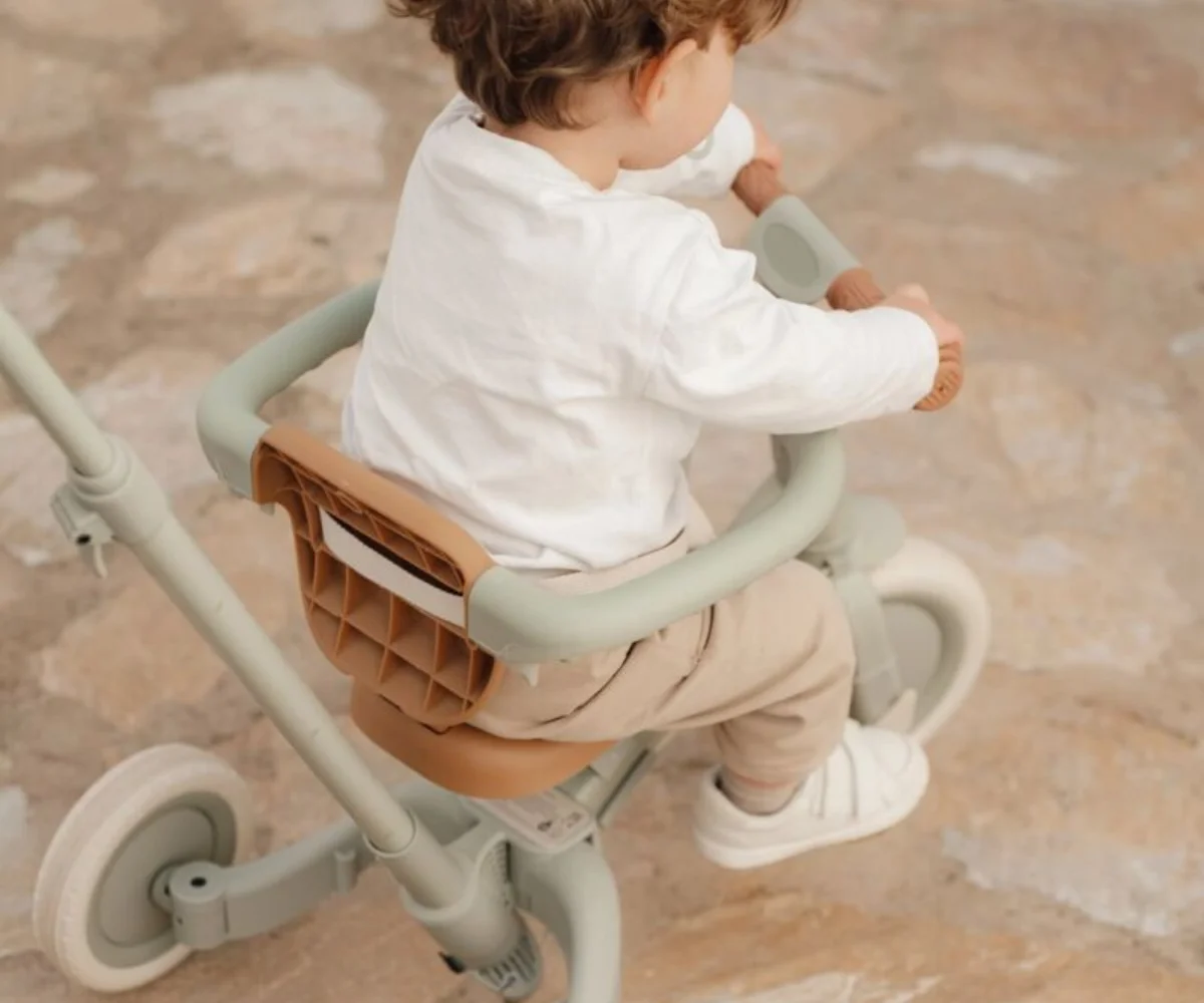 Little Dutch jalgratas 4-ühes lükkesangaga – kolmerattaline ja tasakaaluratas