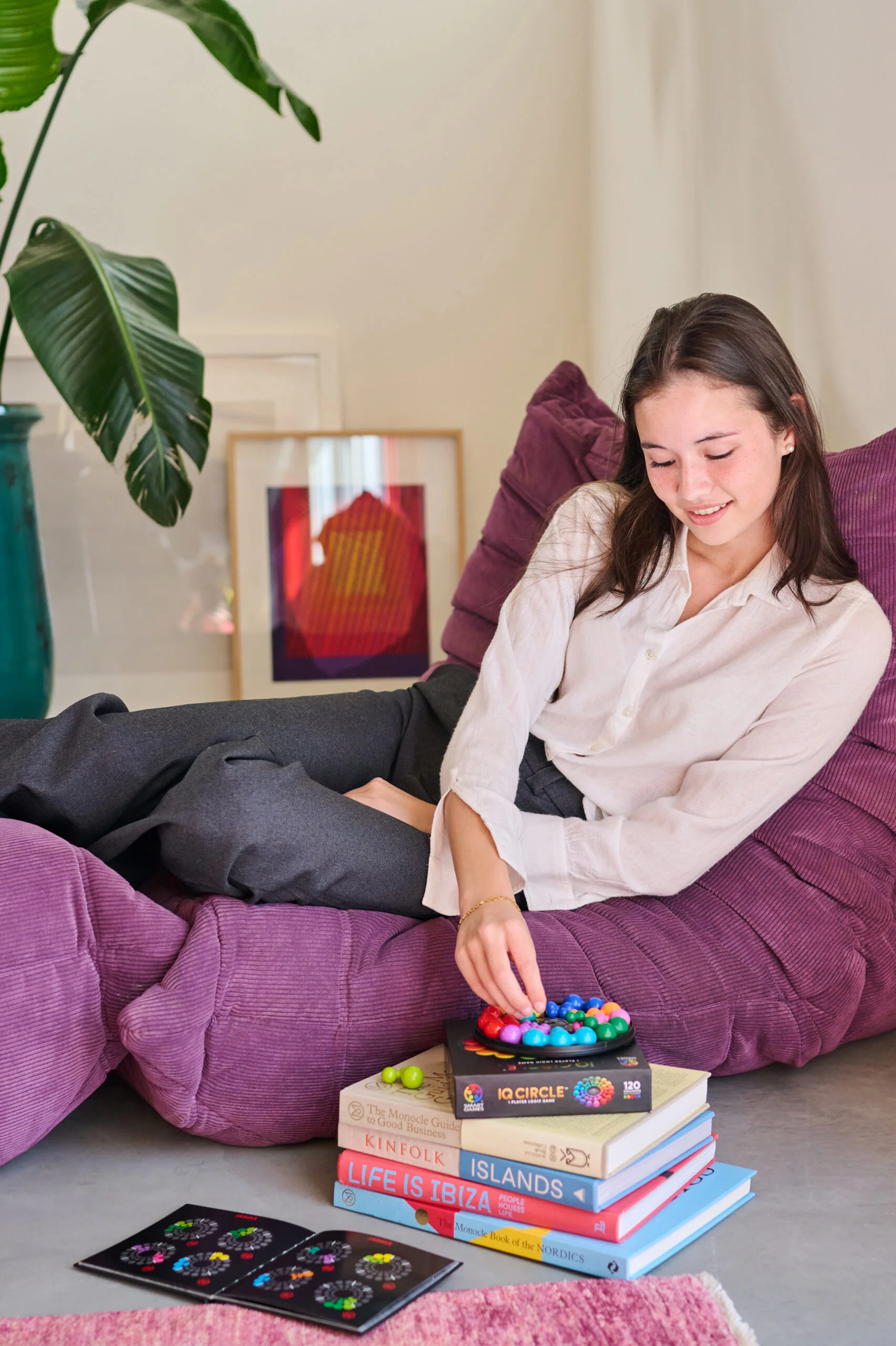 Kaasaskantava karbiga SmartGames Deluxe IQ Ring loogikamäng