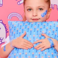 WILD STRIPES Kids Fantasy laste plaastrid tundlikule nahale 20 tk
Lõbusad laste plaastrid ükssarviku merineitsi ja lõvi kujundusega WILD STRIPES Kids Fantasy laste plaastrid tundlikule nahale 20 tk Lõbusad laste plaastrid ükssarviku merineitsi ja lõvi kujundusega