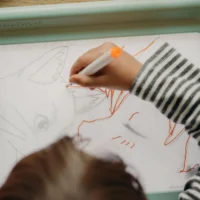 KIDYWOLF KIDYDRAW-PRO valgustahvel lastele joonistamiseks Kahepoolne A4 joonistustahvel tähtede ja numbrite harjutamiseks