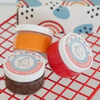 MICI voolimiskomplekt plastiliinide ja vormidega