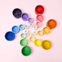 Grapat Nest Bowls 24 värvilise puidust ladumis- ja sorteerimiskausi komplekt